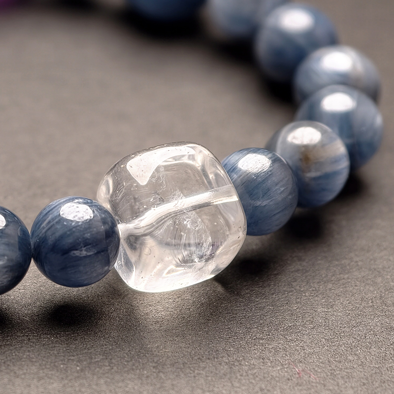 Calm Flow – Kyanite Aquamarine & Amethyst Gemstone Bracelet - Image 4
