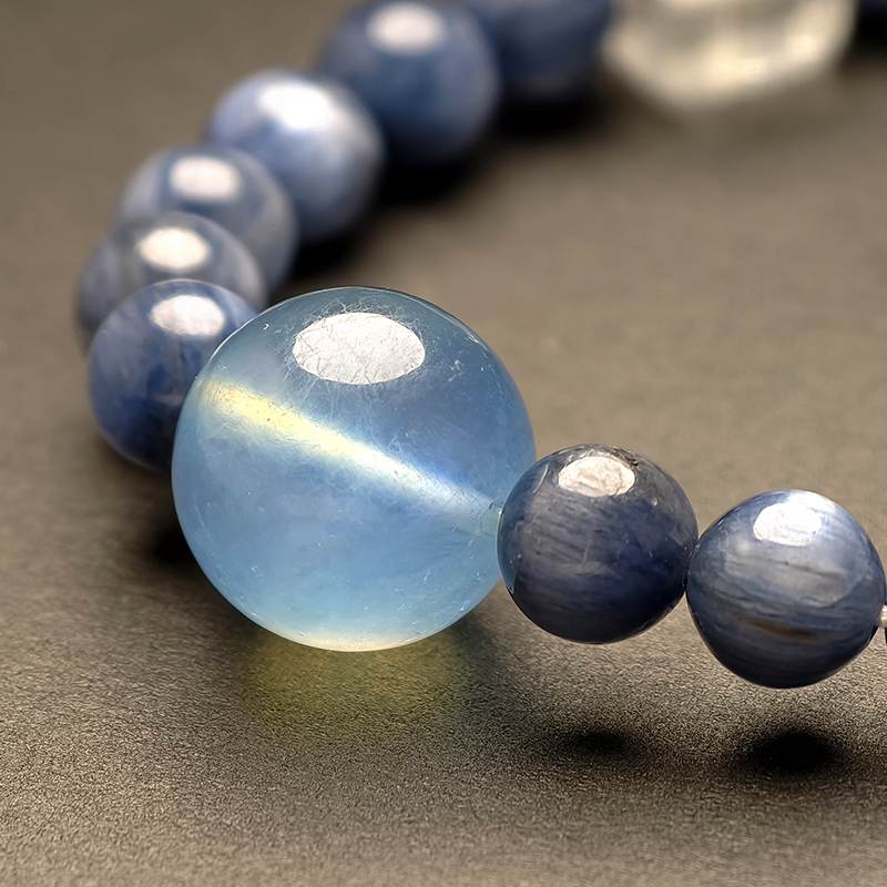 Calm Flow – Kyanite Aquamarine & Amethyst Gemstone Bracelet - Image 5